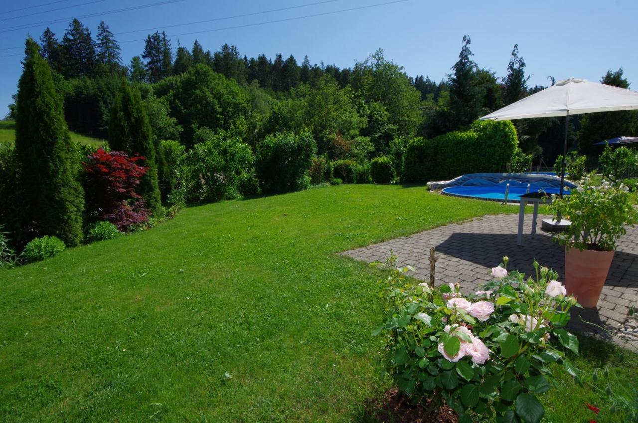 Ferienwohnung Dorada Neukirch  Екстериор снимка